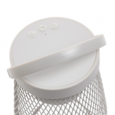 Logotrade meene foto: Aurora RCS taaskasutatud plastikust USB taaslaetav laualamp